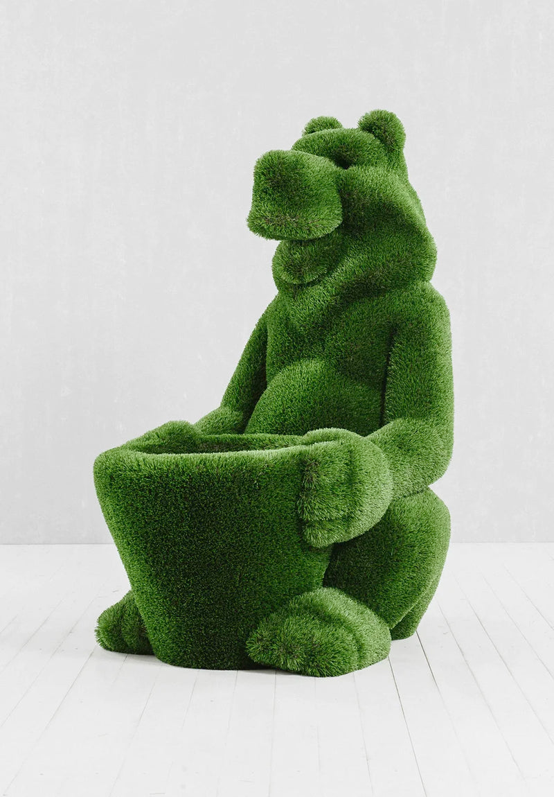 Load image into Gallery viewer, Topiary Grass Bear with Basket