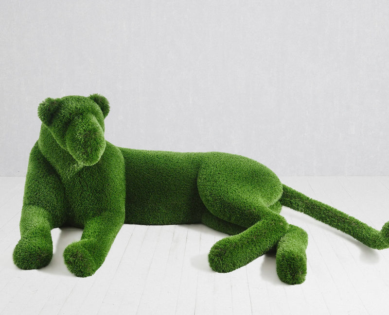 Load image into Gallery viewer, Topiary Lioness