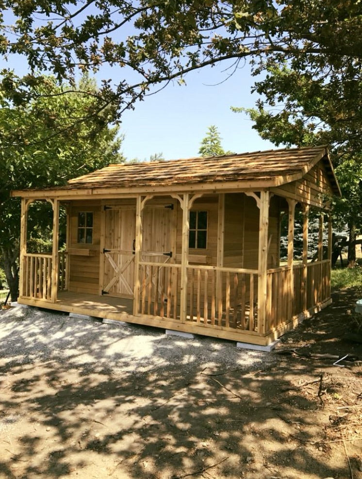 Load image into Gallery viewer, CedarShed Farmhouse Lifestyle 4 Marin Backyards
