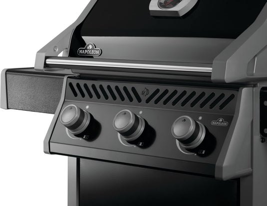 Rogue® 425 Gas Grill Black