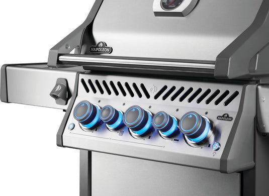 Rogue® PRO-S 425 RSIB with Infrared Side and Rear Burner