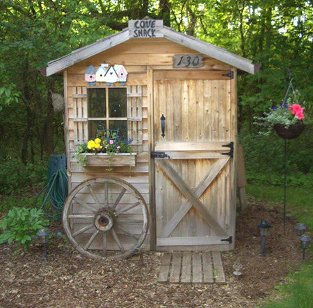 Load image into Gallery viewer, Cedar-Shed Gardener
