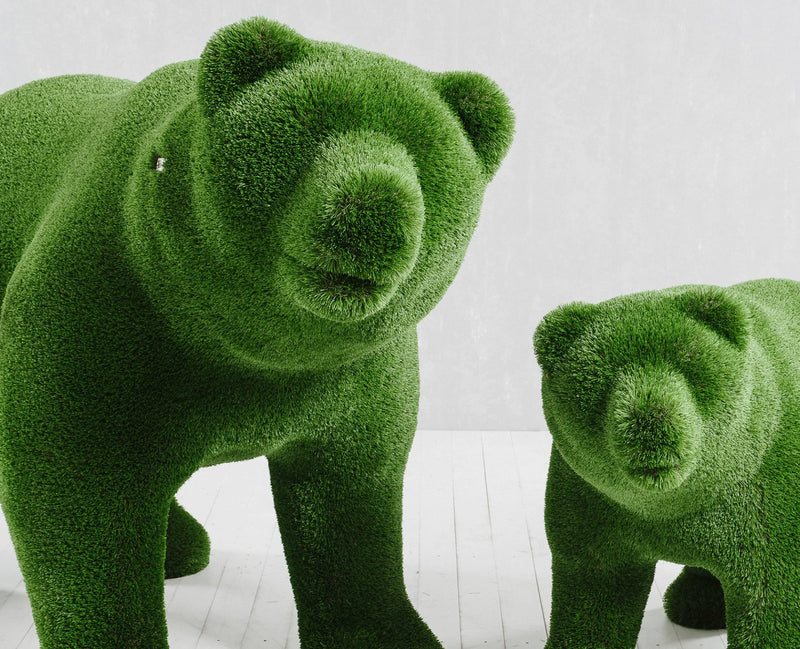 Load image into Gallery viewer, Topiary Small Grass Bear
